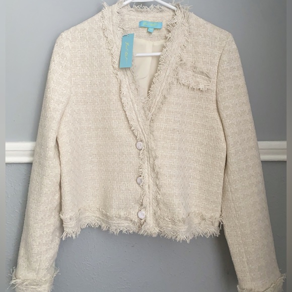 Beautiful jacket - Picture 7 of 7